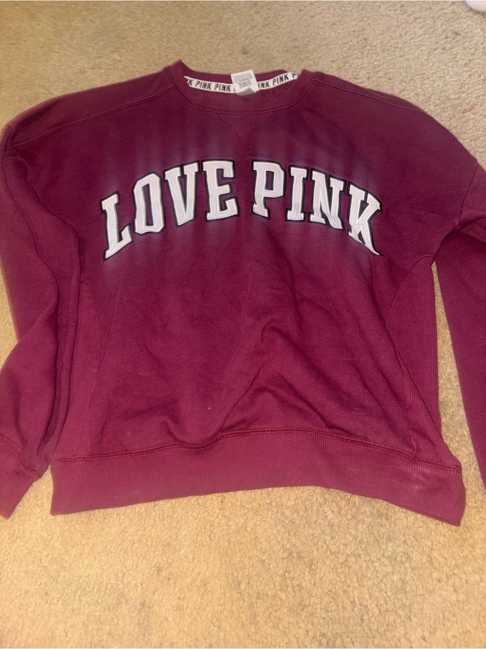 Victoria's Secret PINK Maroon "LOVE PINK" Crewneck Sweatshirt small